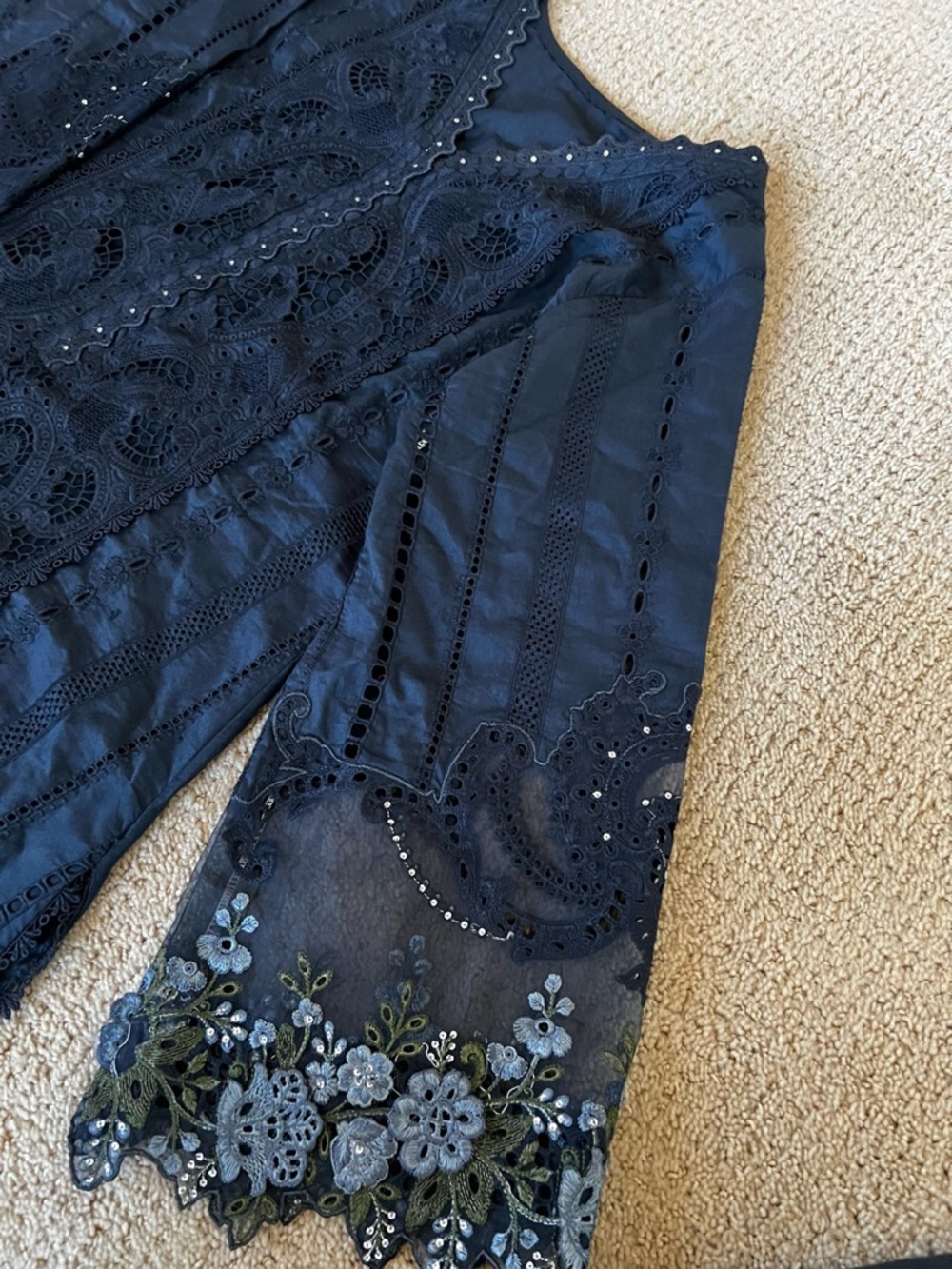 Embroidered luxury Maria B lawn dress suit - Picture 12 of 14